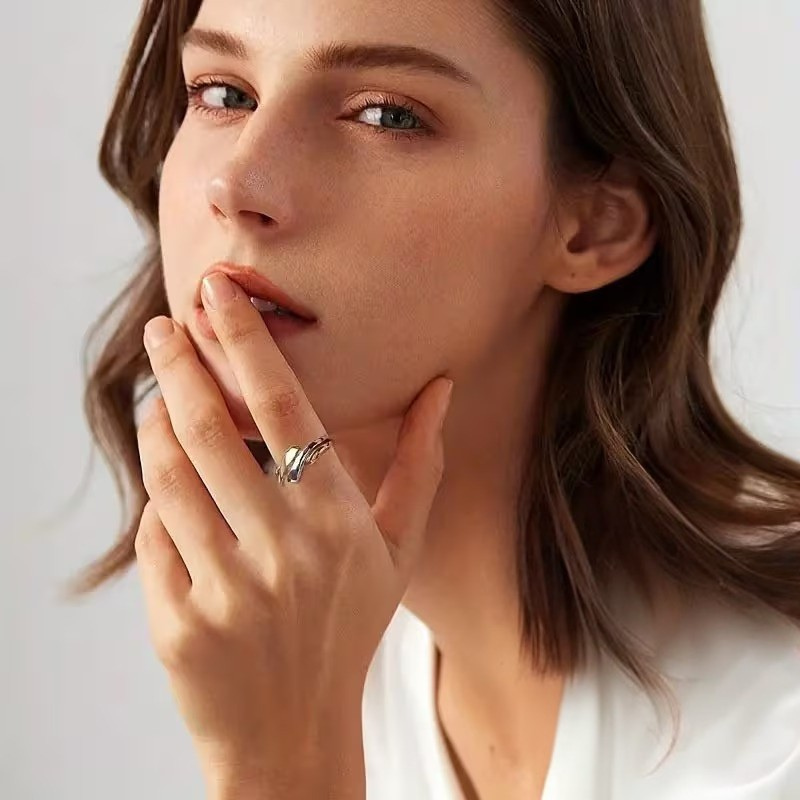 Two-Tone Elegant Ring | Støt brystkræft