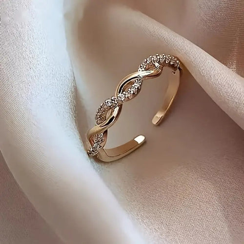 Elegance Twisted Ring | Støt brystkræft